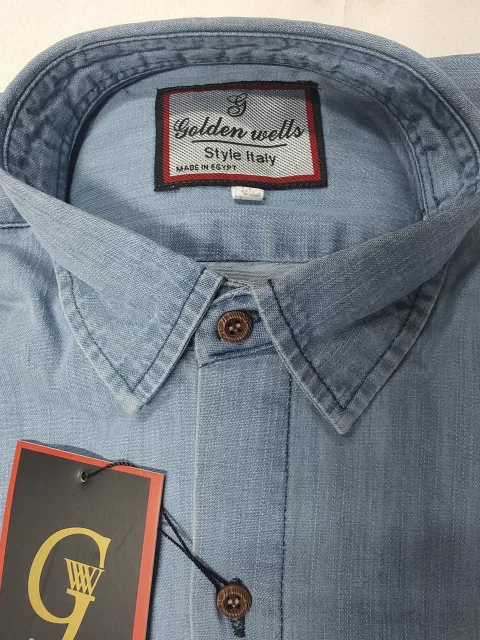  قميص جينز أزرق فاتح بأكمام طويلة من يونيفورم جي دبليو. 4