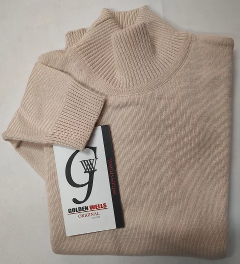 Wool Roll-High-Neck Pullover