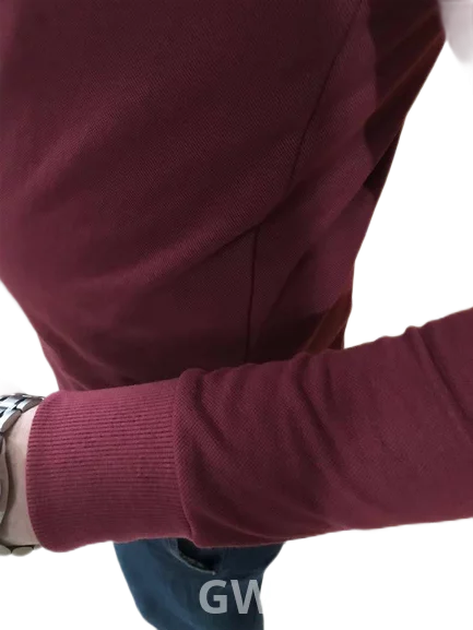 An elegant and comfortable long-sleeved polo t-shirt