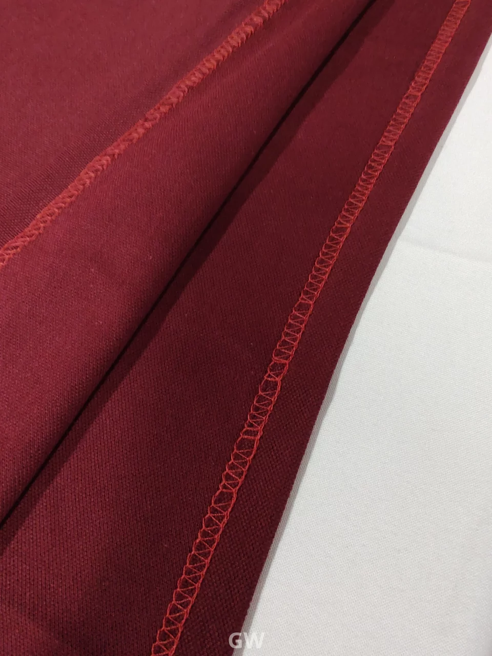 Half-sleeve cotton polo shirt with phosphoric tape