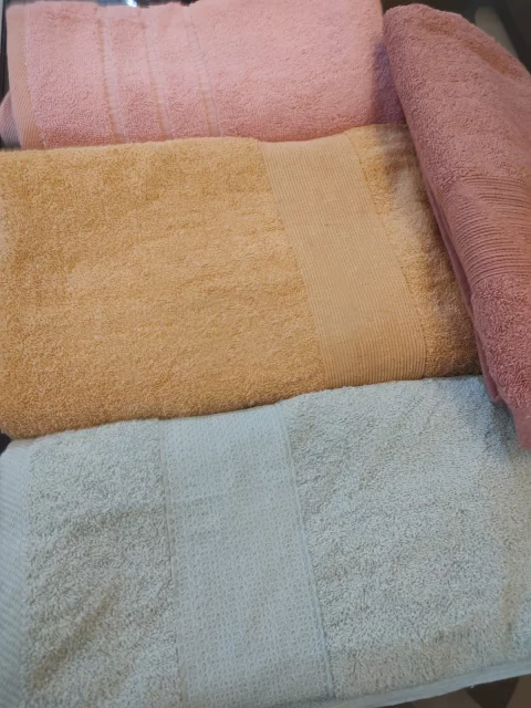 Multicolored cotton towels and Bathrobe, 100% Egyption cotton for wholesale 4