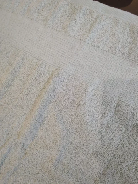 Multicolored cotton towels and Bathrobe, 100% Egyption cotton for wholesale