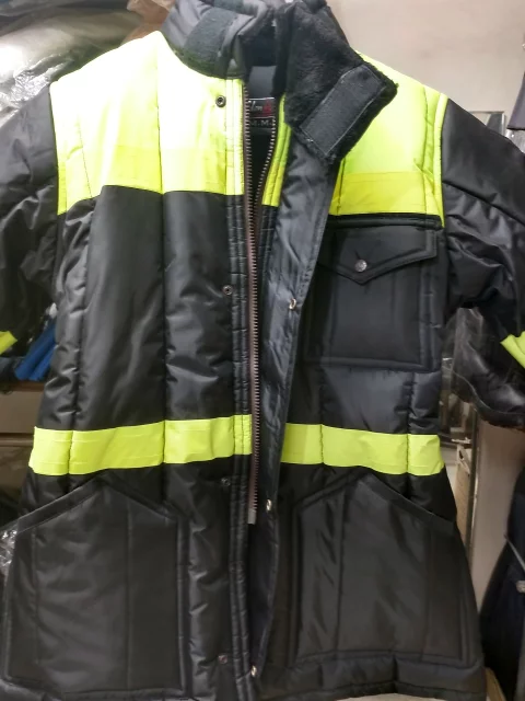 Anti-cooling jacket for cold storage warehouses 10