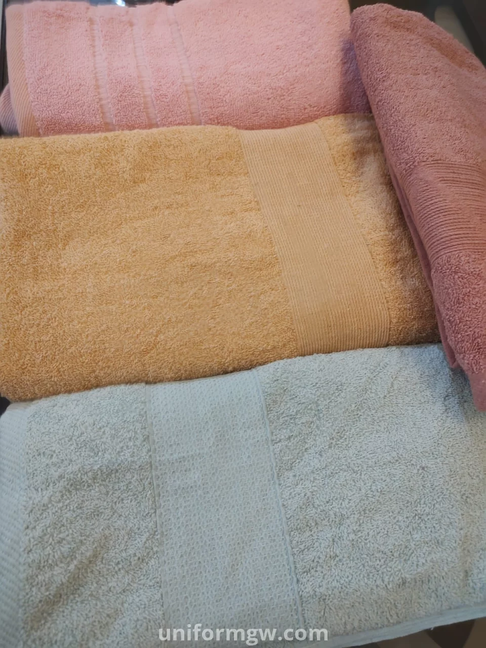 Multicolored cotton towels and Bathrobe, 100% Egyption cotton for wholesale