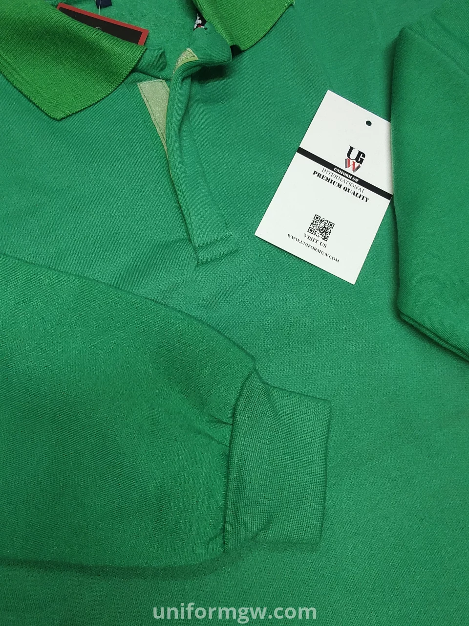 تيشرت شتوي عالى الكثافة بسكوتش غلق بدون ازرار للحماية