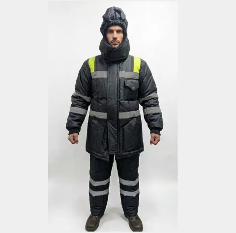 Cold-resistant suits for cold storage facilities
