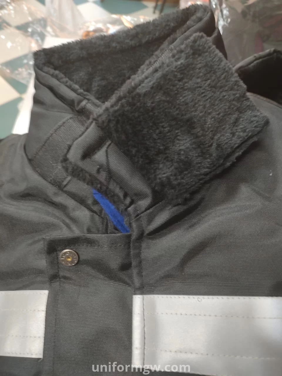 Anti-cooling jacket for cold storage warehouses