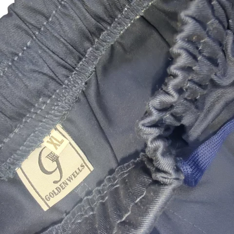 Elastic-waisted gabardine pants with with two front pockets 7