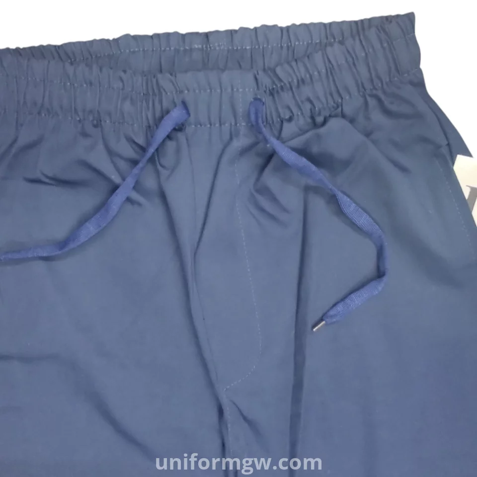 Elastic-waisted gabardine pants with with two front pockets